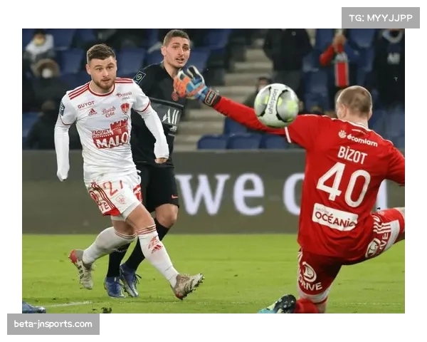 昂热零伤病创法甲最佳纪录 全员健康迎战伤病满营的摩纳哥队 昂热零伤病创法甲最佳纪录 全员健康迎战伤病满营的摩纳哥队